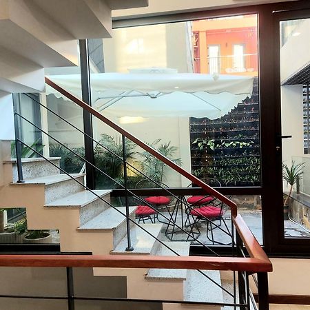 Margaery Boutique Apartment & Skyon9 Rooftop Bar Hanoi Bagian luar foto