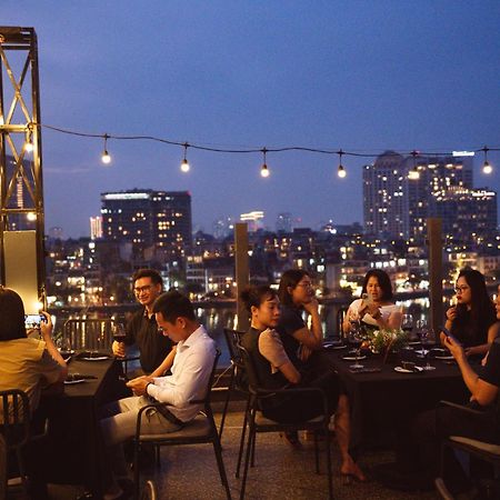 Margaery Boutique Apartment & Skyon9 Rooftop Bar Hanoi Bagian luar foto