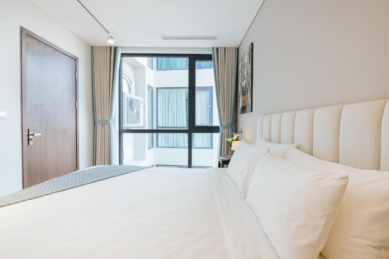 Margaery Boutique Apartment & Skyon9 Rooftop Bar Hanoi Bagian luar foto