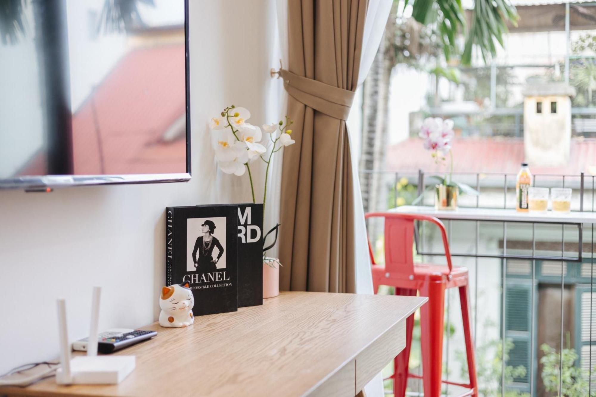 Margaery Boutique Apartment & Skyon9 Rooftop Bar Hanoi Bagian luar foto