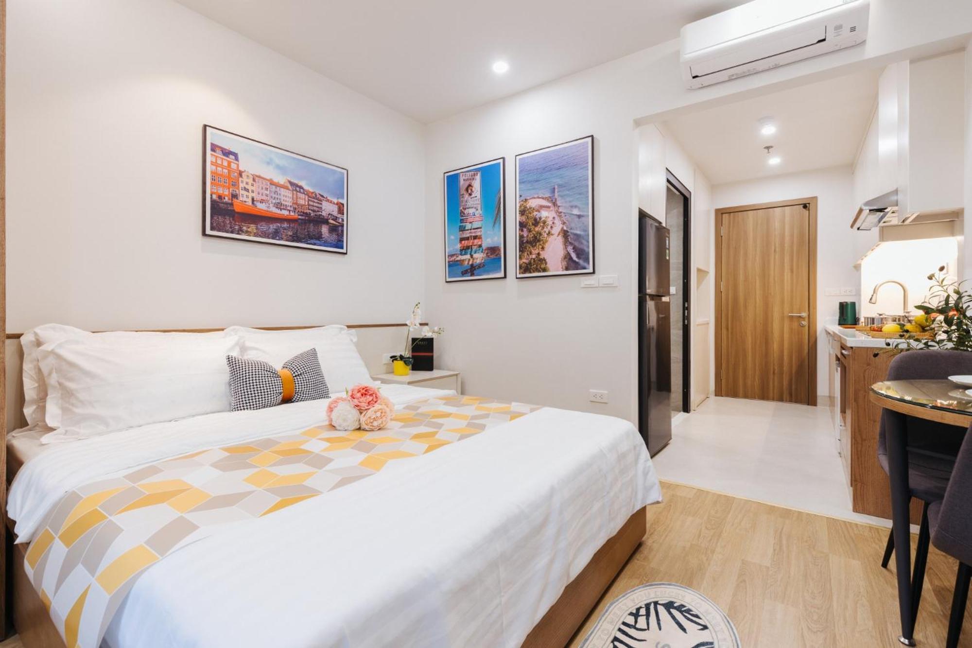 Margaery Boutique Apartment & Skyon9 Rooftop Bar Hanoi Bagian luar foto