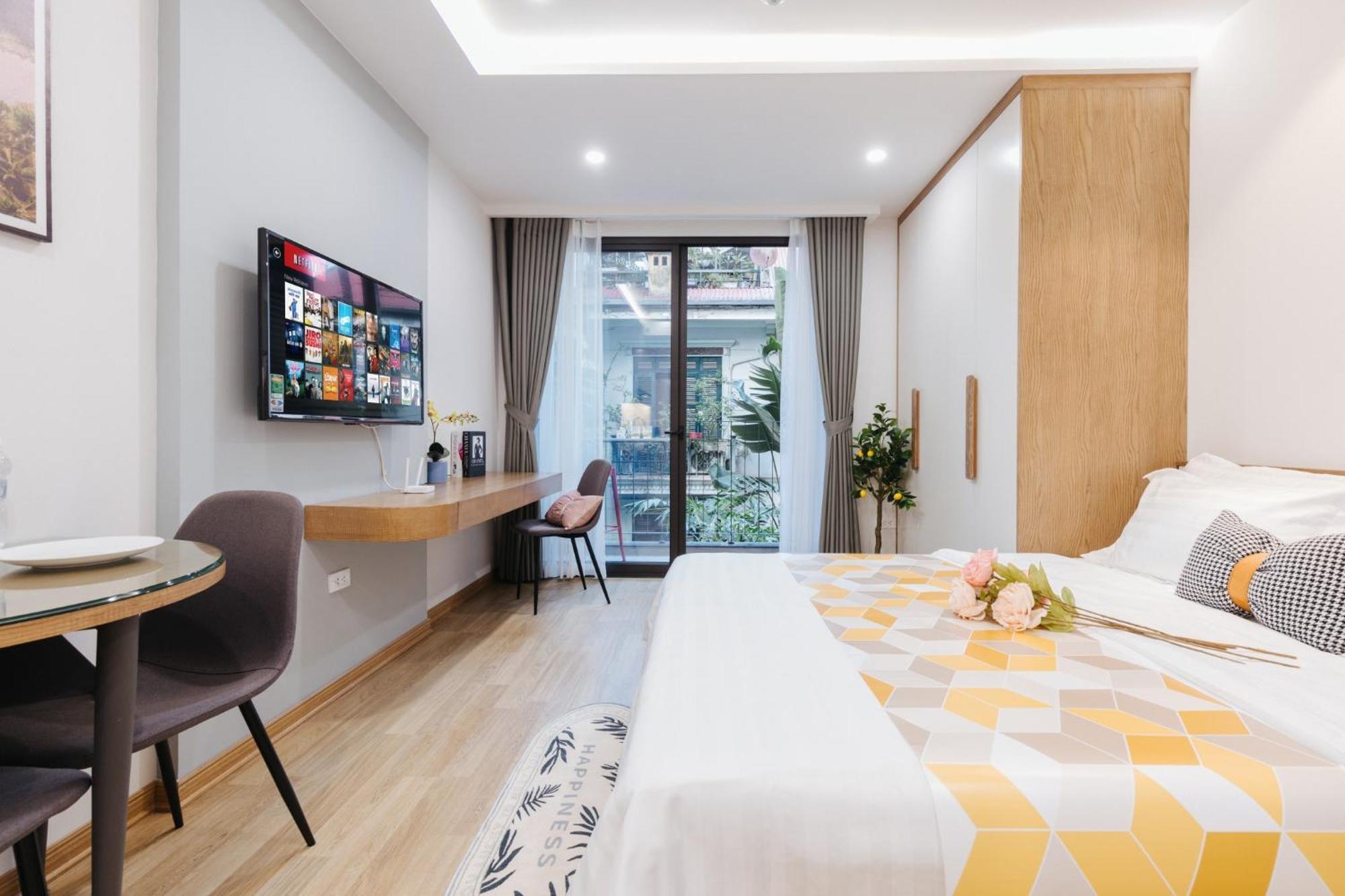 Margaery Boutique Apartment & Skyon9 Rooftop Bar Hanoi Bagian luar foto