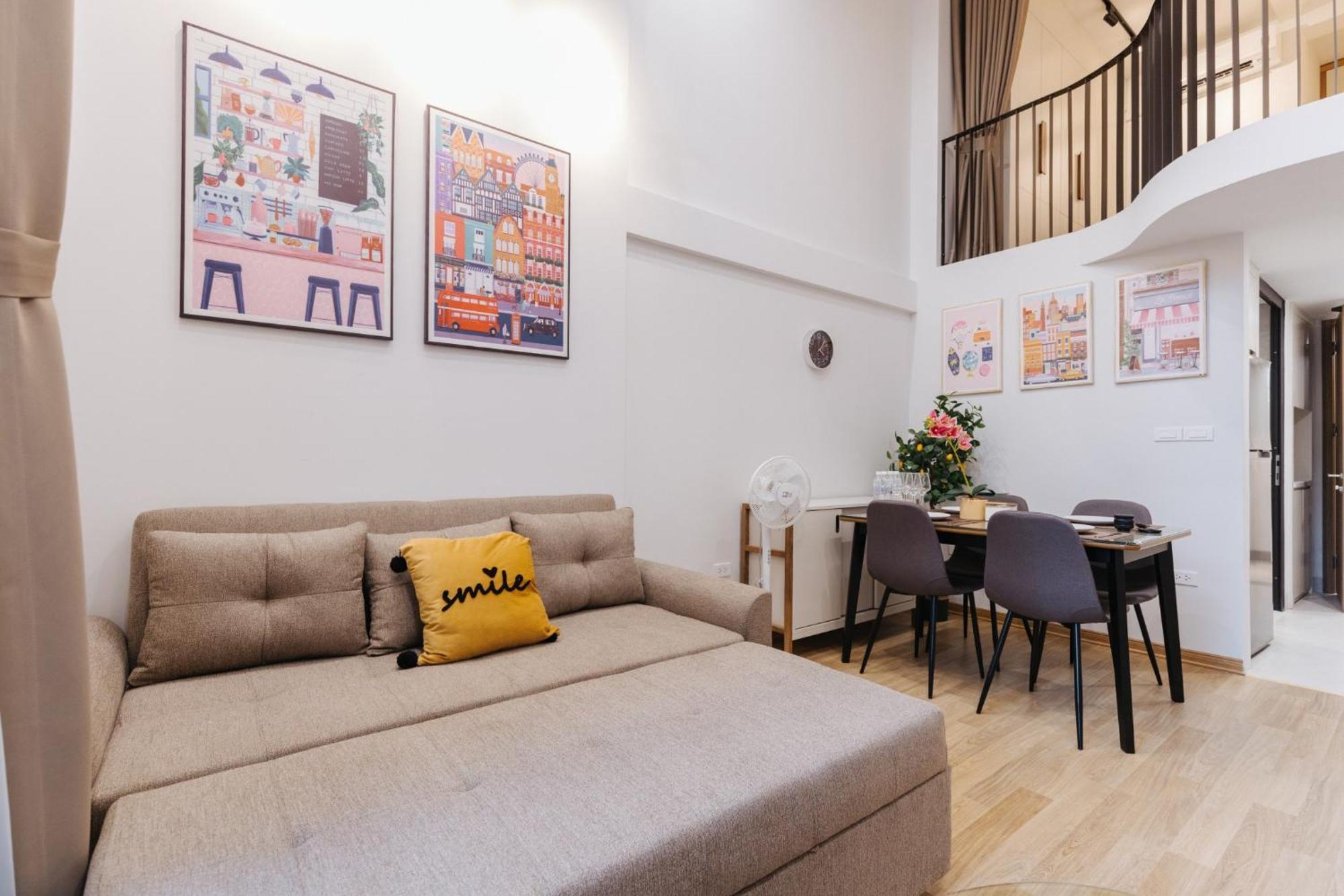 Margaery Boutique Apartment & Skyon9 Rooftop Bar Hanoi Bagian luar foto