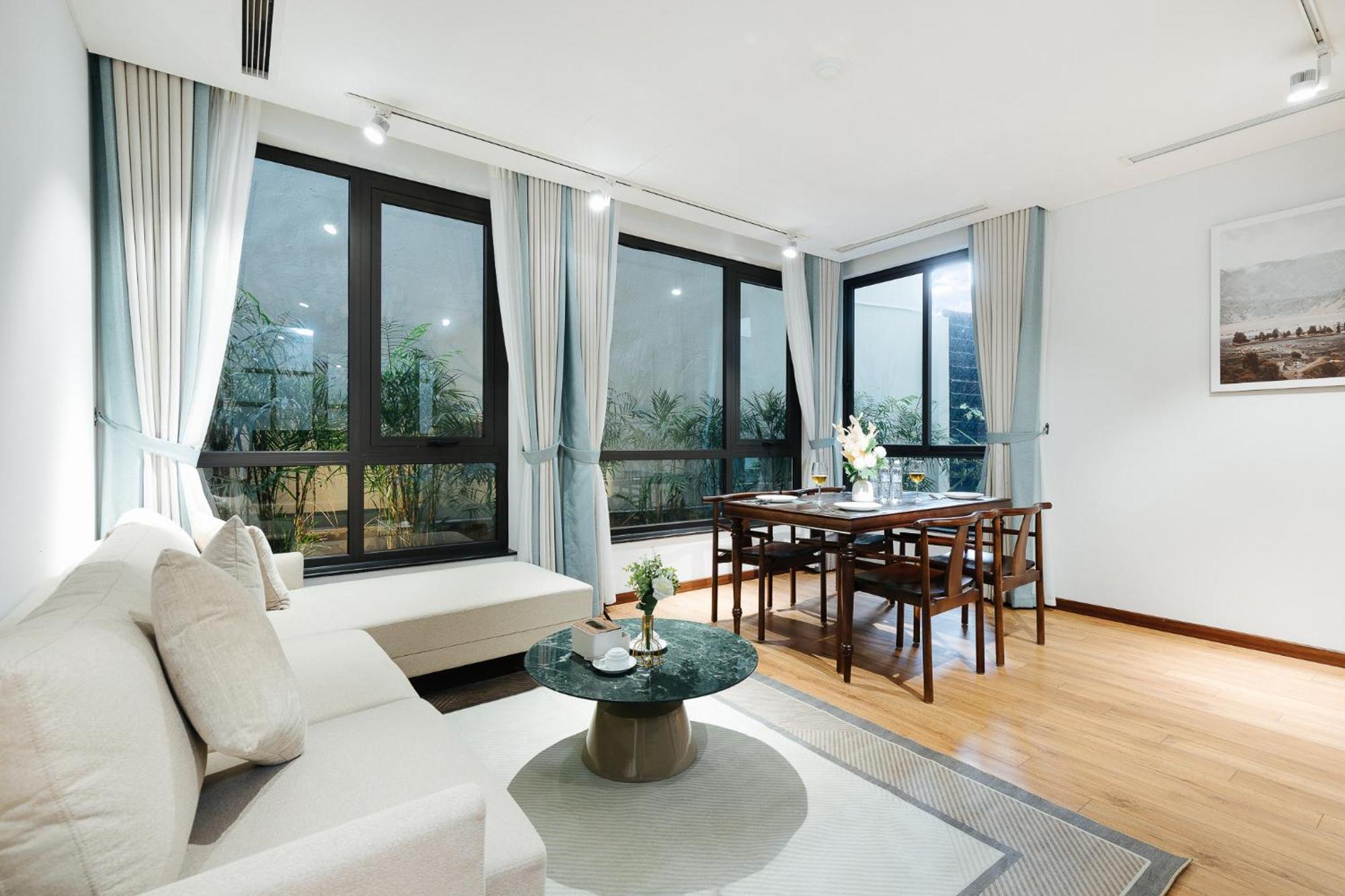 Margaery Boutique Apartment & Skyon9 Rooftop Bar Hanoi Bagian luar foto